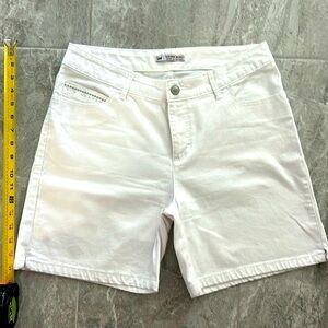 Women's white, Lee slender, secret size 12 shorts.